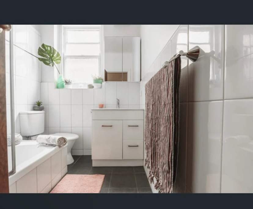 Whole property with 2 rooms for rent