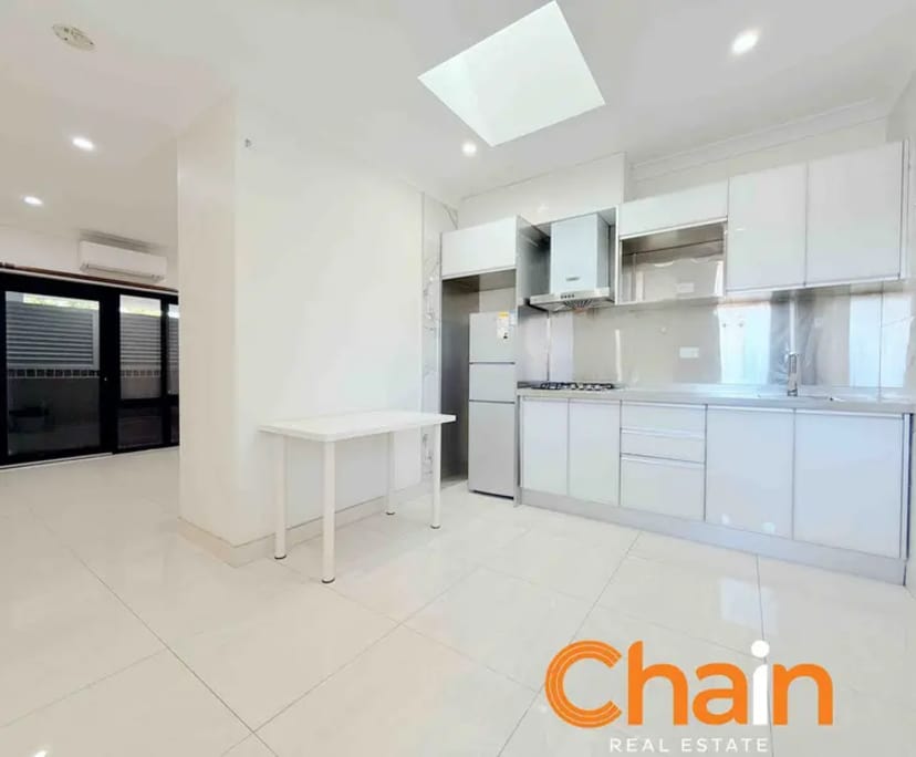 Furnished room studio flat for rent