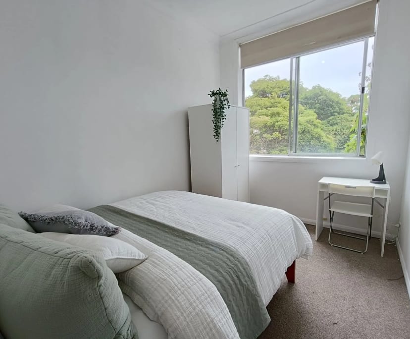 $350, Flatshare, 3 bathrooms, Freshwater NSW 2096