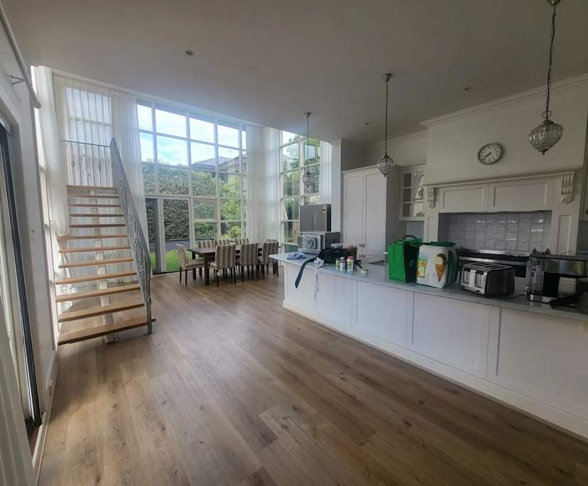 Furnished room with own bathroom