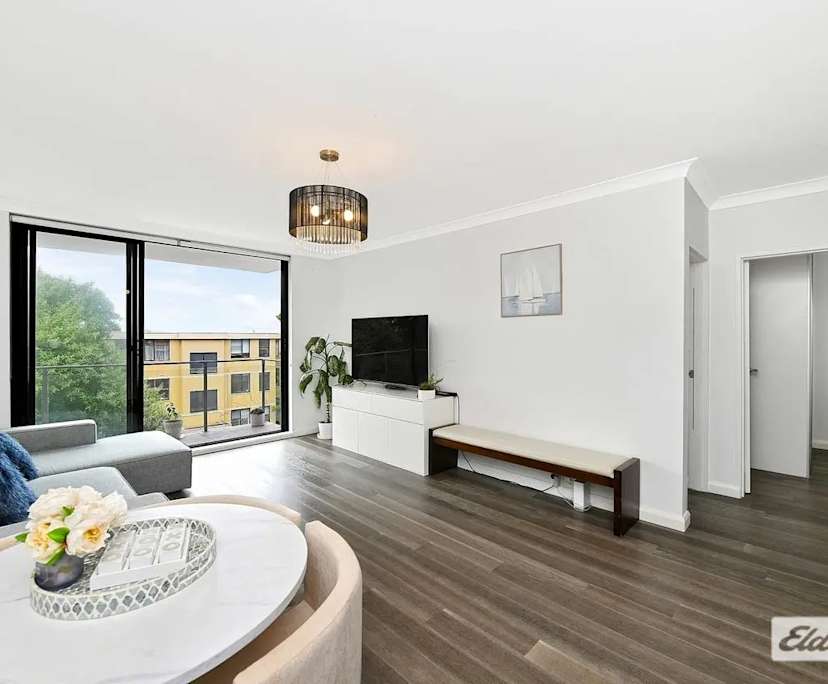 Whole property with 2 rooms for rent