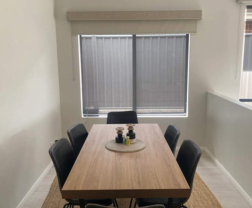 $375, Share-house, 4 bathrooms, Banksia Grove WA 6031