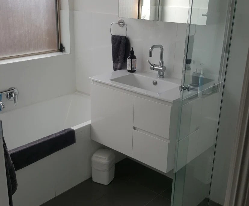 Unfurnished room in a share house