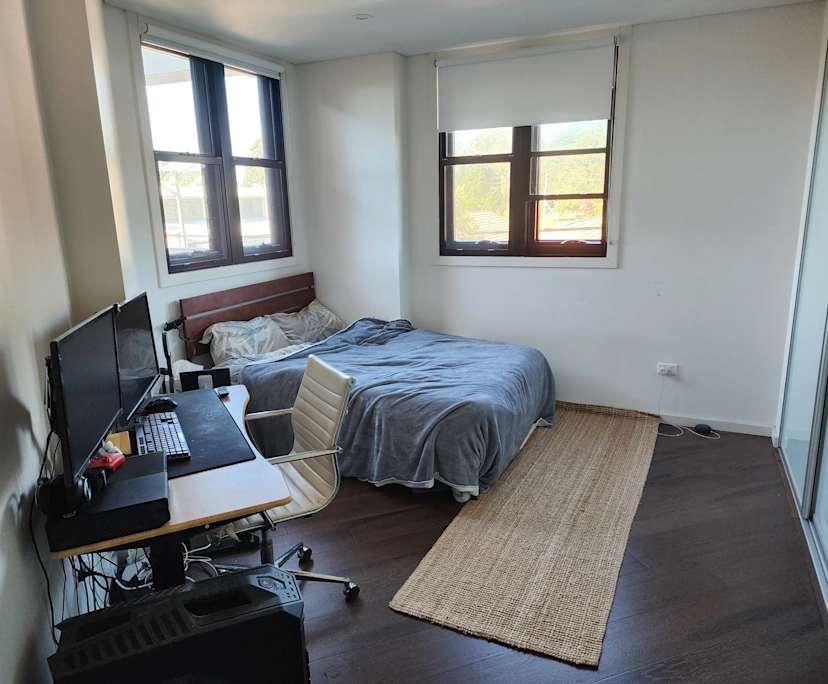 Furnished room in a flatshare