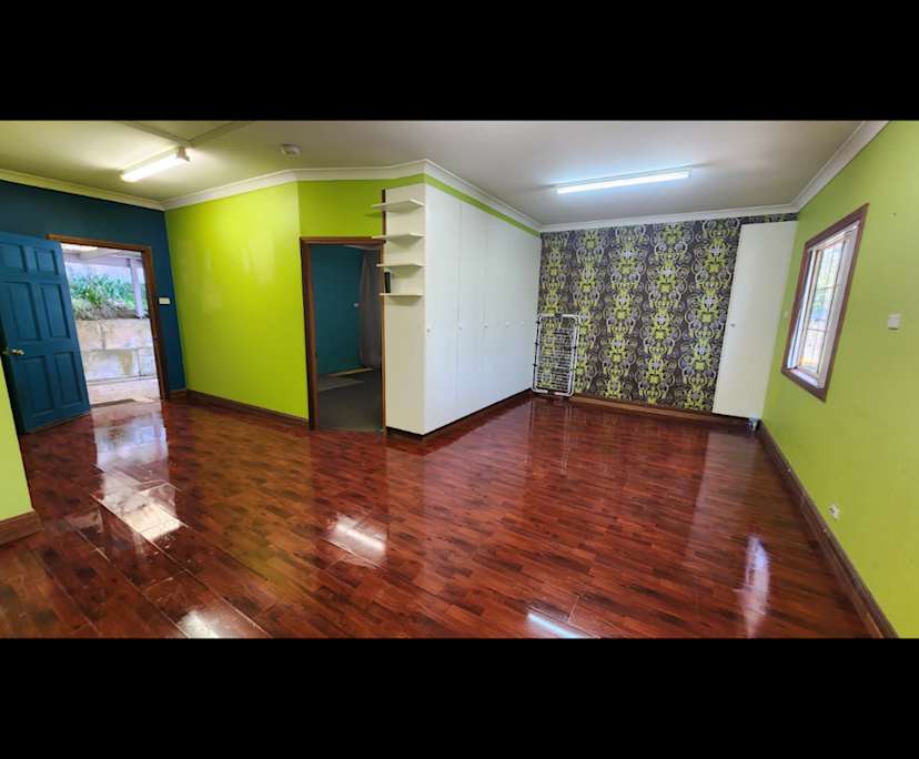 Unfurnished room with own bathroom