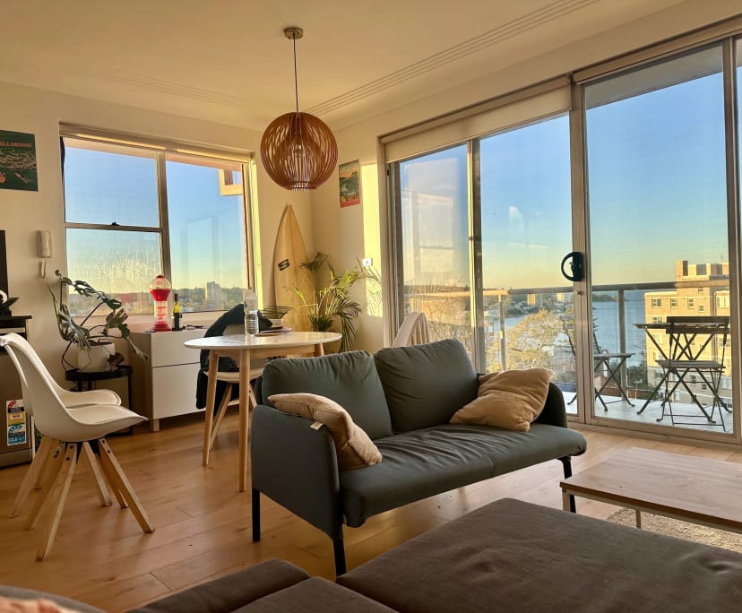 Furnished room in a flatshare