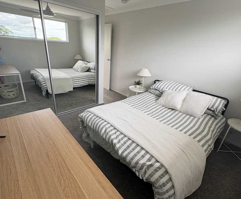 $300, Flatshare, 2 bathrooms, North Toowoomba QLD 4350