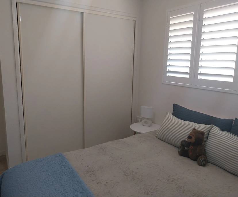$350, Flatshare, 2 bathrooms, Coolangatta QLD 4225