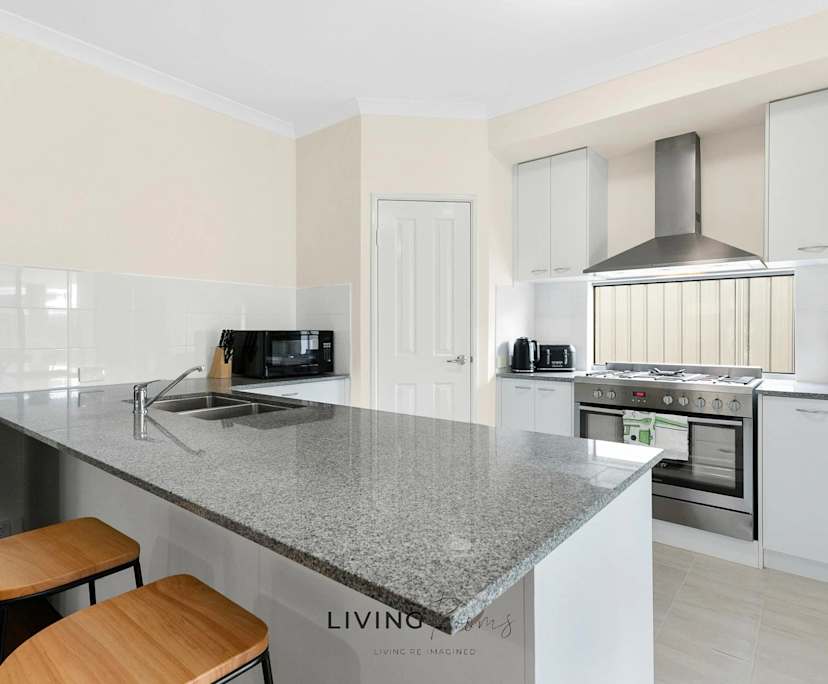 $210, Share-house, 6 bathrooms, Waikiki WA 6169