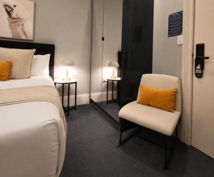 Furnished room studio flat for rent