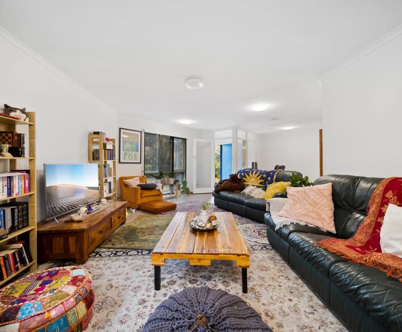 Room for Rent in Reid, Canberra 260, Unfurnished,...