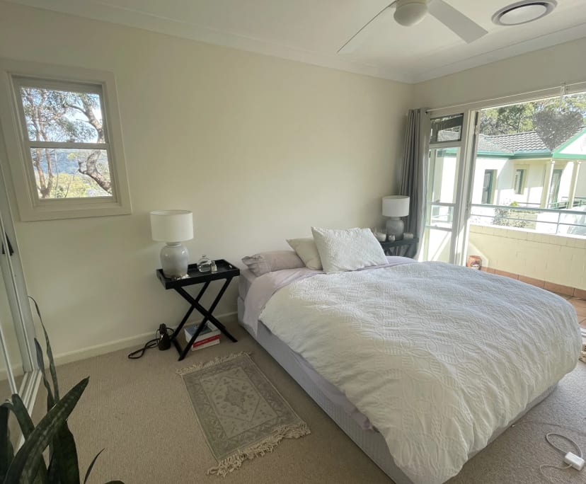 Room for Rent in Mona Vale, Sydney 300, Furnished...