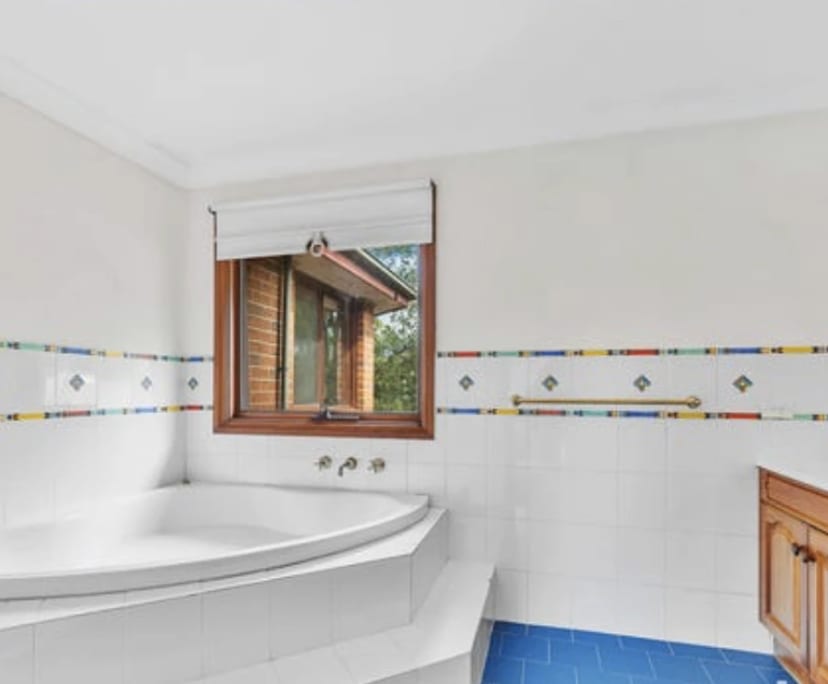 Furnished room with own bathroom