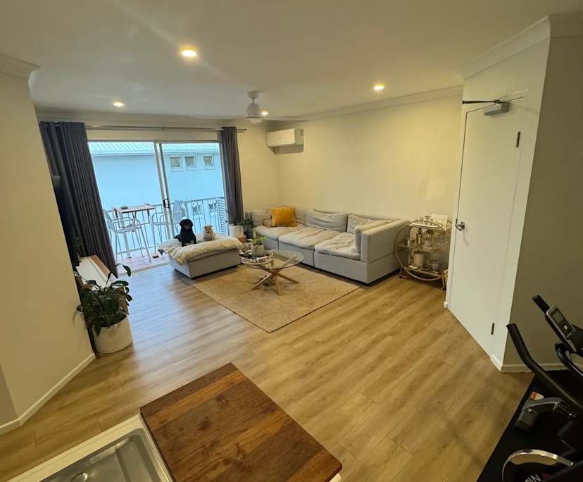 Furnished room with own bathroom