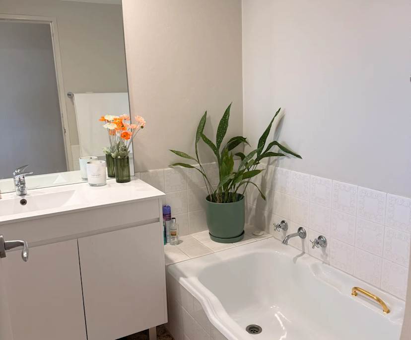 $525, Flatshare, 2 bathrooms, Bondi NSW 2026