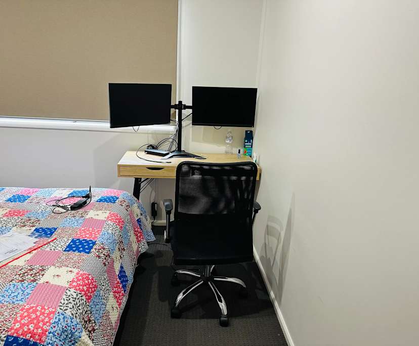 $165, Share-house, 4 bathrooms, Cranbourne East VIC 3977