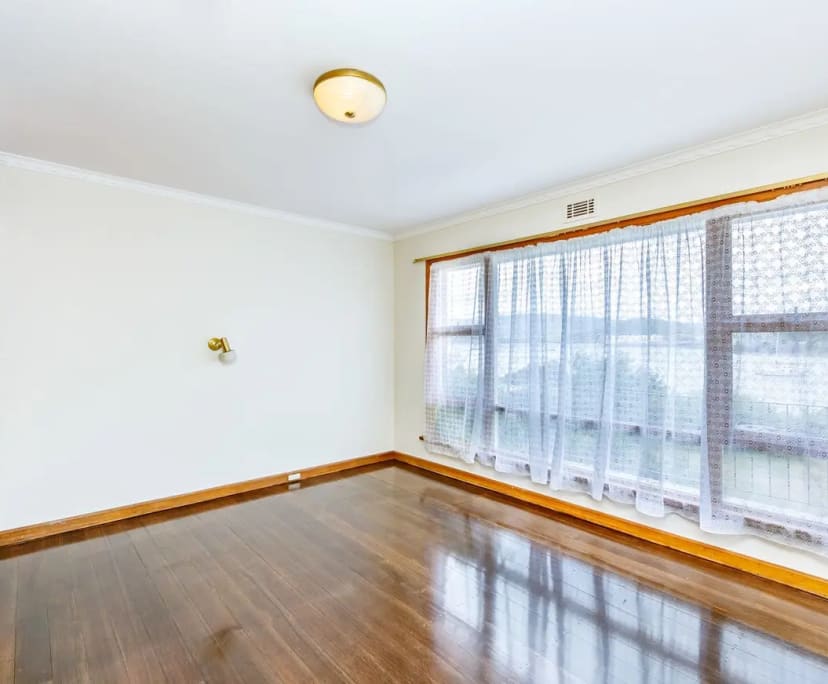 Unfurnished room in a share house
