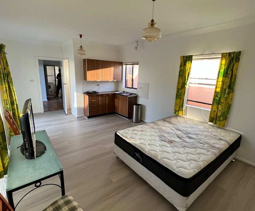 $300, Share-house, 3 bathrooms, Kingsgrove NSW 2208