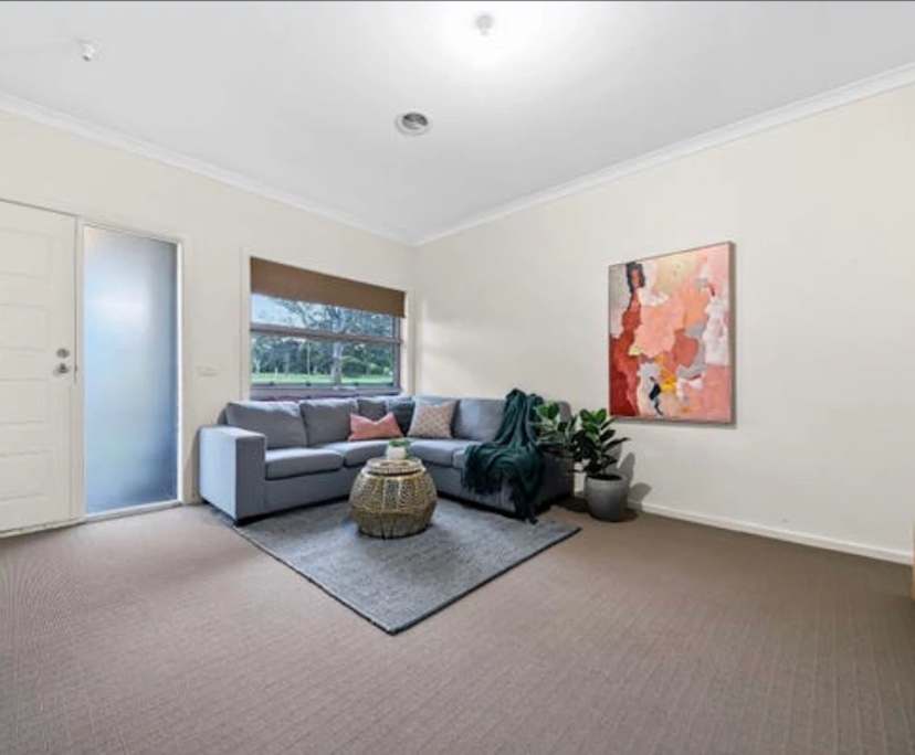 Room with ensuite in a share house