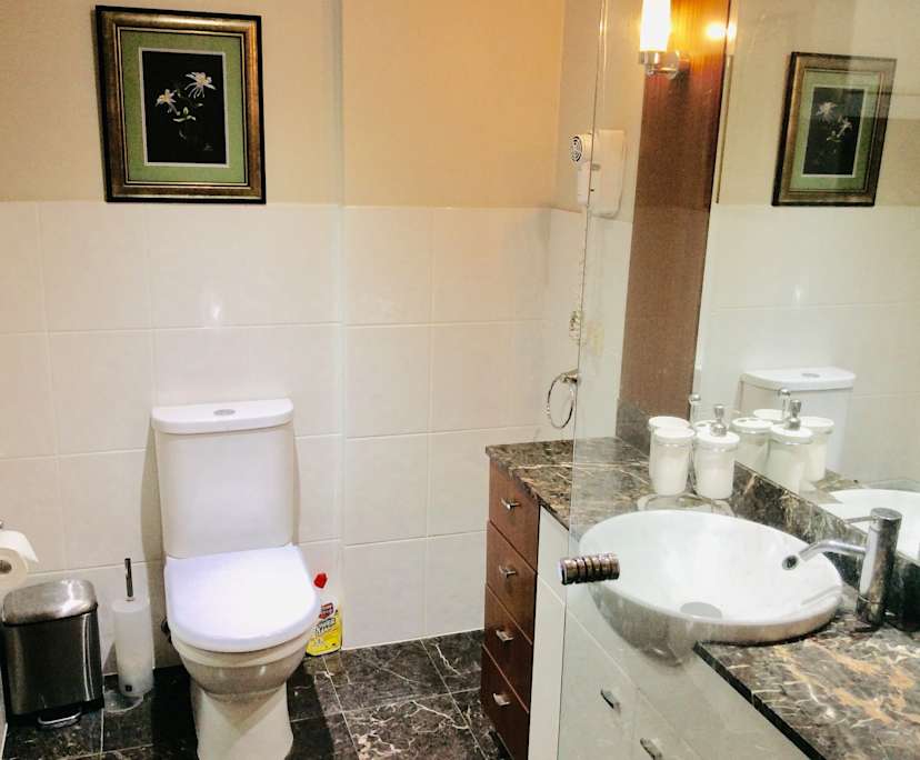 $500, Flatshare, 2 bathrooms, Surfers Paradise QLD 4217