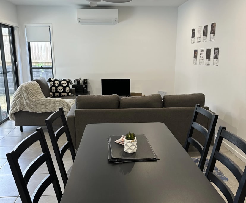 $290, Share-house, 3 bathrooms, Narangba QLD 4504