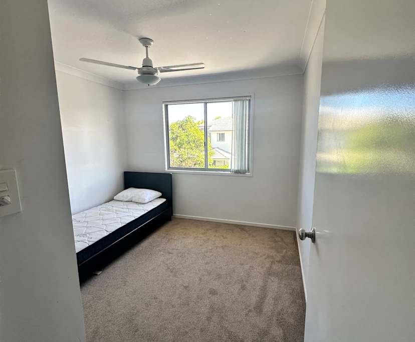 $210, Share-house, 4 bathrooms, North Lakes QLD 4509