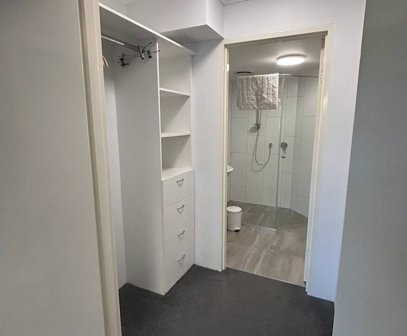 $335, Flatshare, 2 bathrooms, Coorparoo QLD 4151