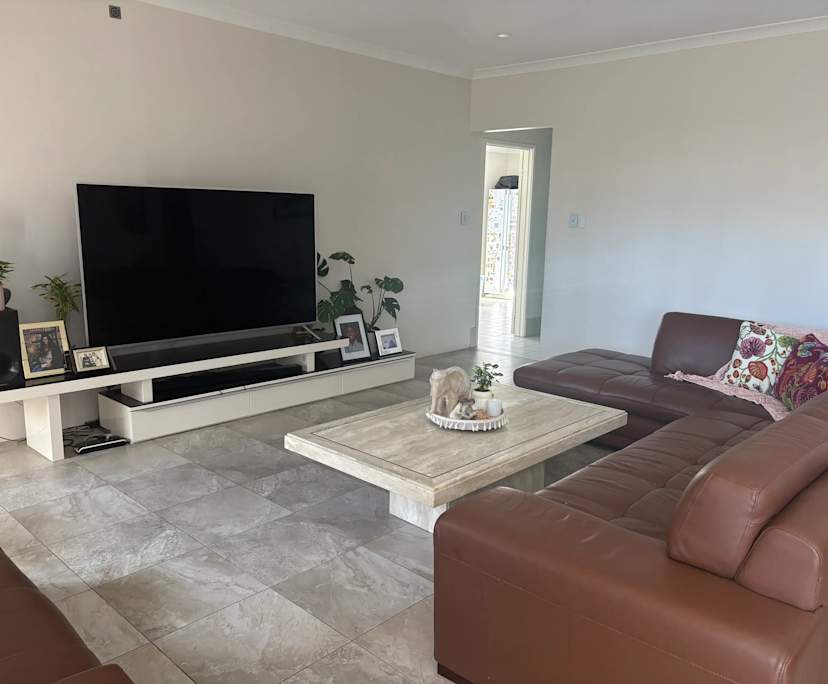 $250, Share-house, 4 bathrooms, Haynes WA 6112