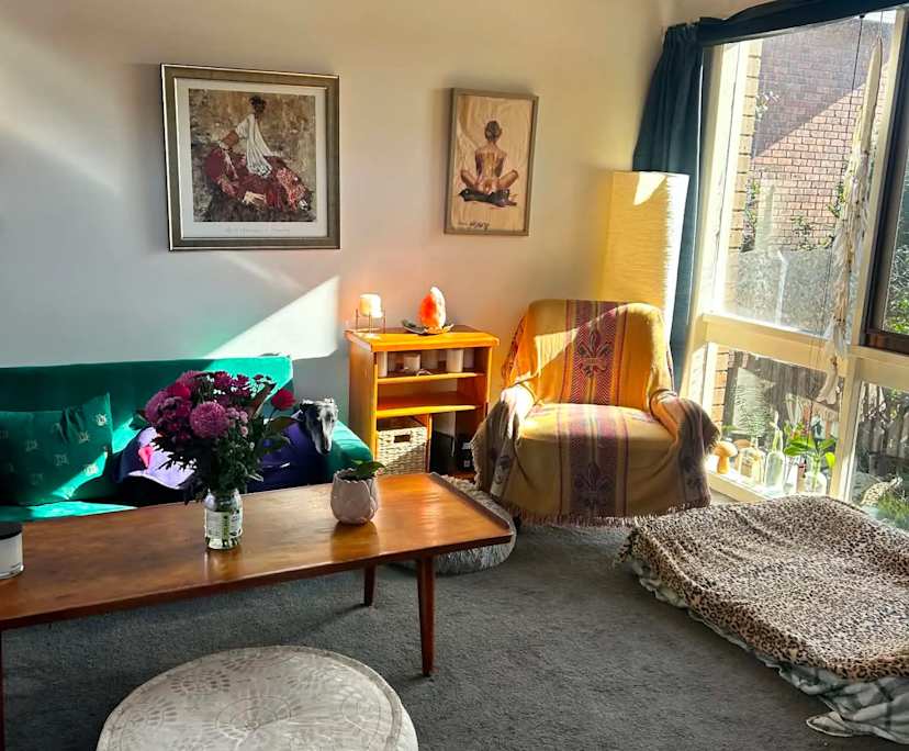 Room in a share house