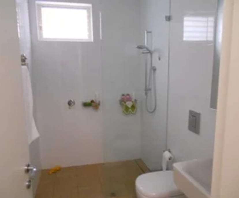 $150, Share-house, 3 bathrooms, Glebe NSW 2037