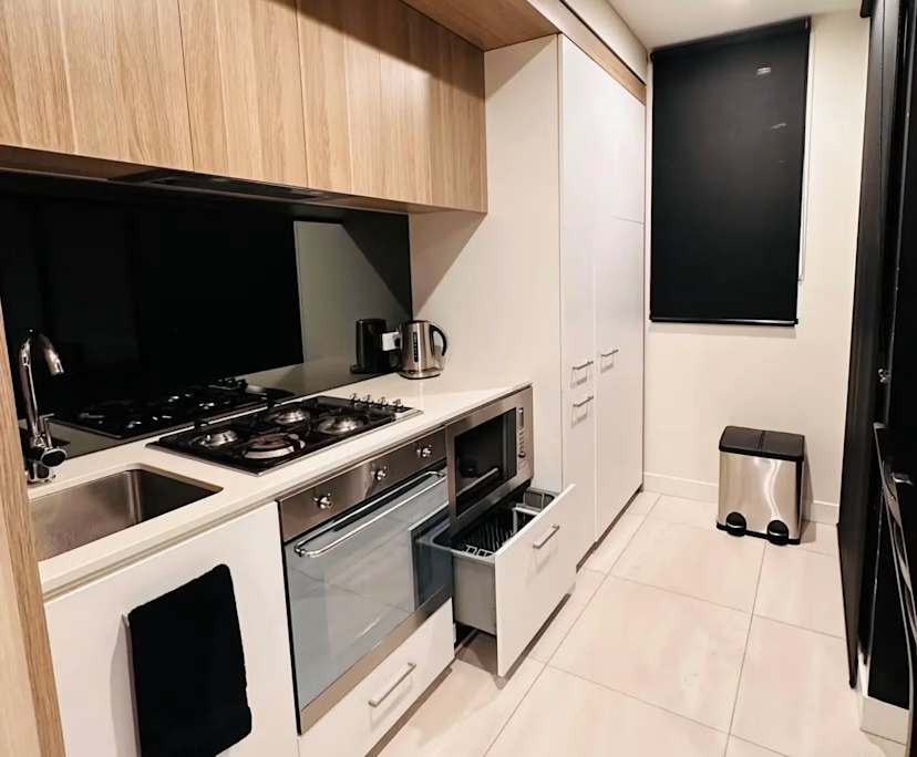 $330, Flatshare, 2 bathrooms, Carlton VIC 3053