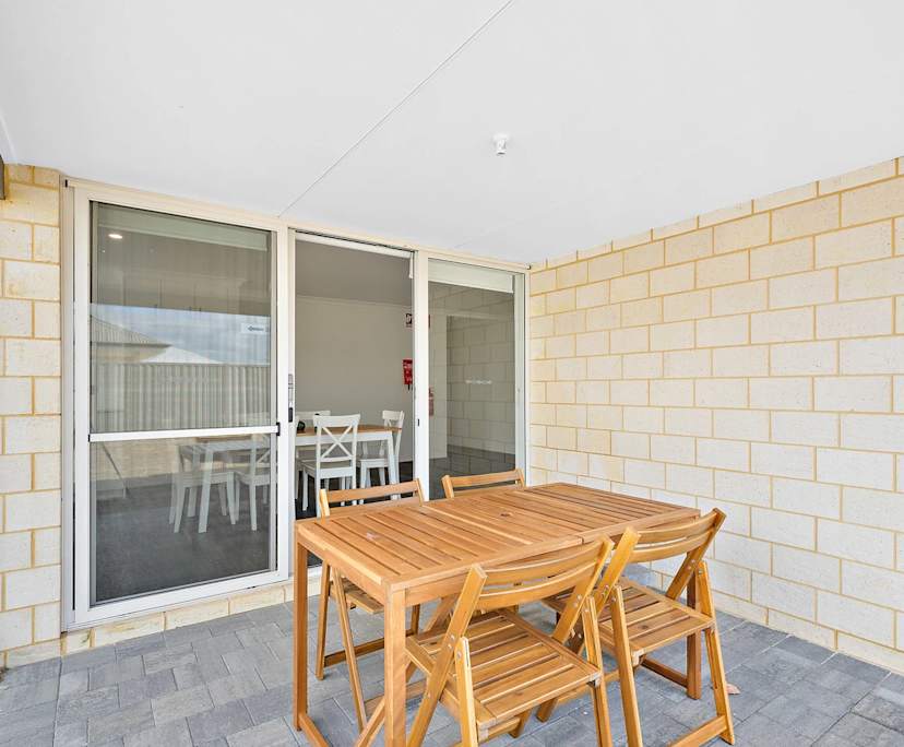 $300, Share-house, 5 bathrooms, South Yunderup WA 6208