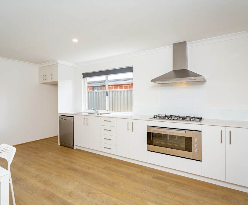 $350, Share-house, 5 bathrooms, Upper Swan WA 6069