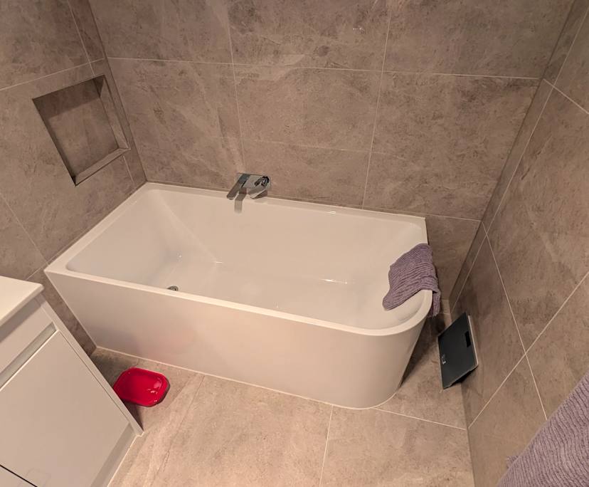 $215, Share-house, 3 bathrooms, Parkinson QLD 4115