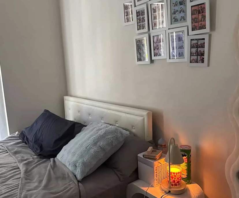 Furnished room with own bathroom