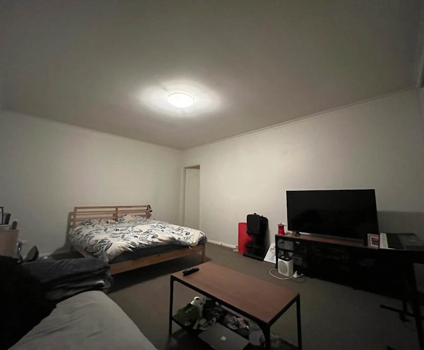 Unfurnished room in a share house