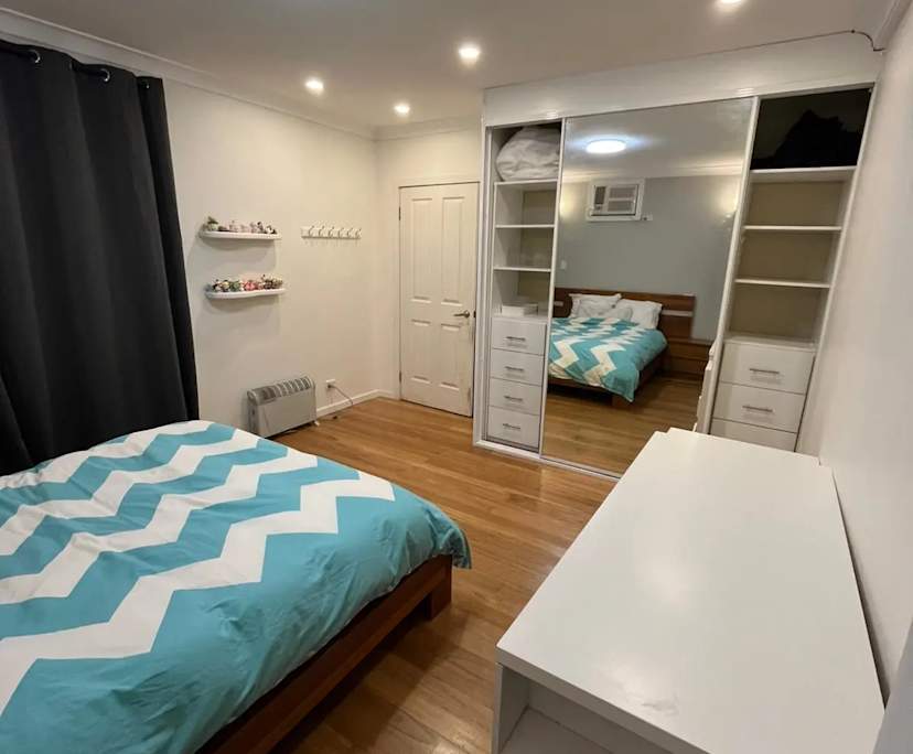 Furnished room in a share house