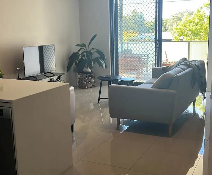 Unfurnished room with own bathroom