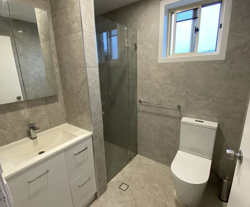 $500, Granny-flat, 1 bathroom, Holland Park West QLD 4121