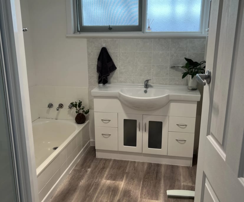 Unfurnished room in a share house