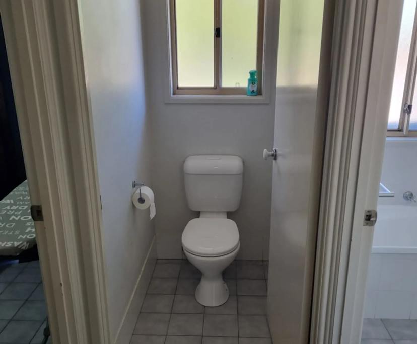 $350, Share-house, 3 bathrooms, Kuluin QLD 4558