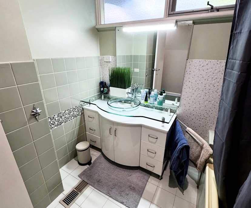 $360, Share-house, 6 bathrooms, Burwood East VIC 3151