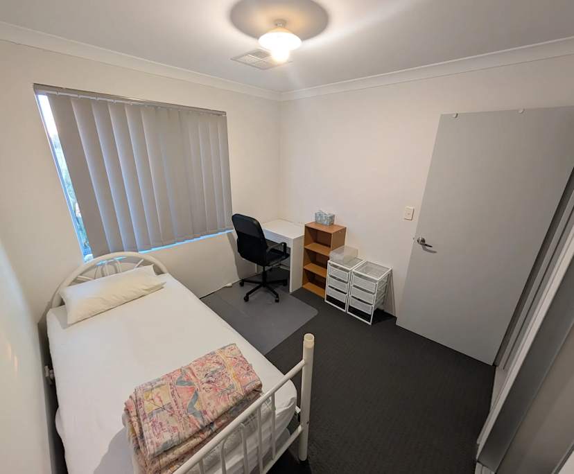 $245, Share-house, 3 bathrooms, Harrisdale WA 6112