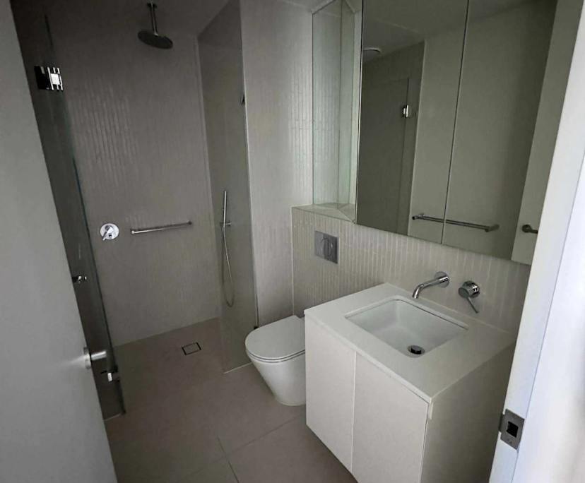 Furnished room with own bathroom