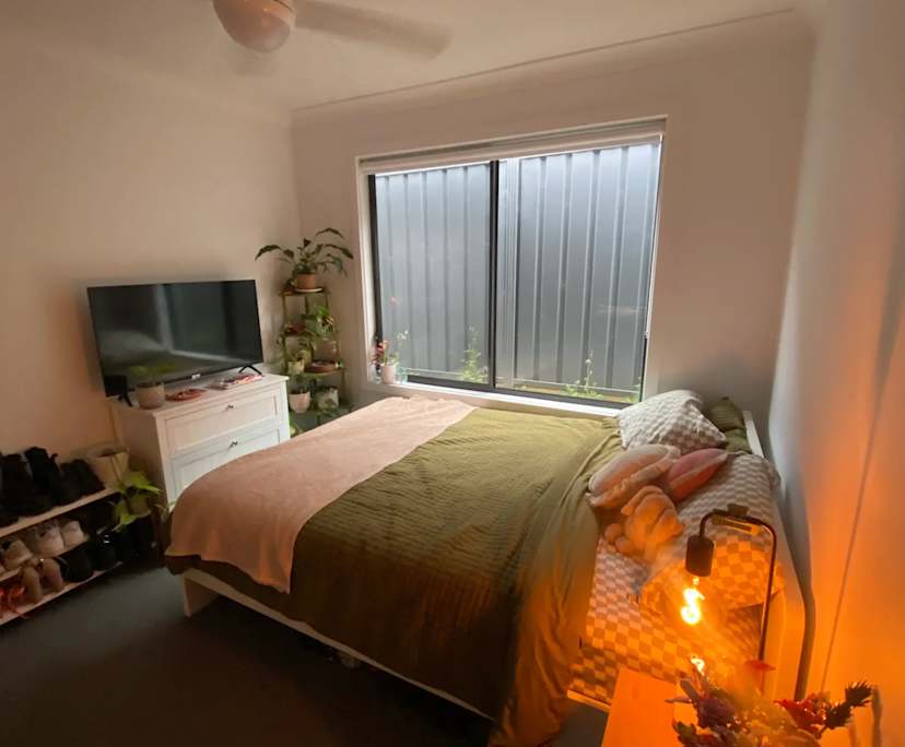 $190, Share-house, 3 bathrooms, Old Bar NSW 2430