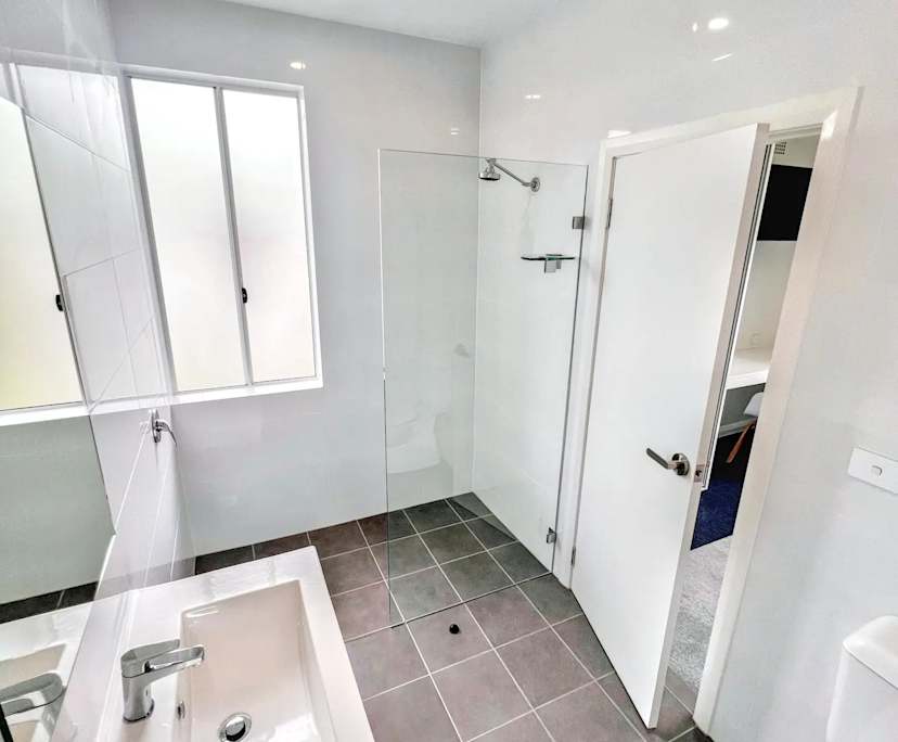 Furnished room with ensuite in a share house