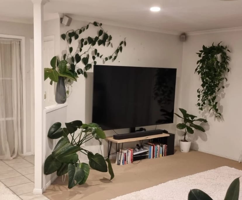 Room with ensuite in a share house