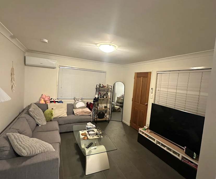 Unfurnished room in a share house
