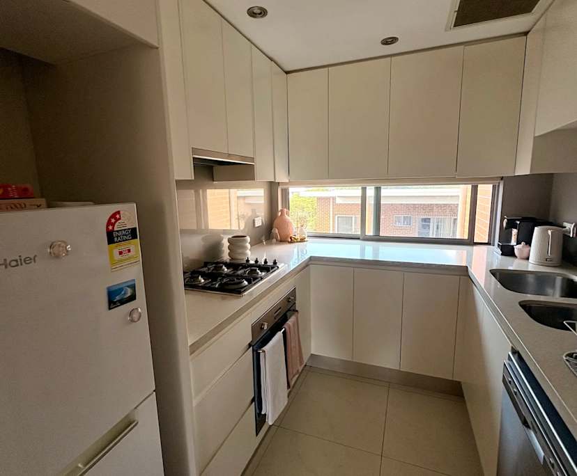$500, Flatshare, 2 bathrooms, Coogee NSW 2034