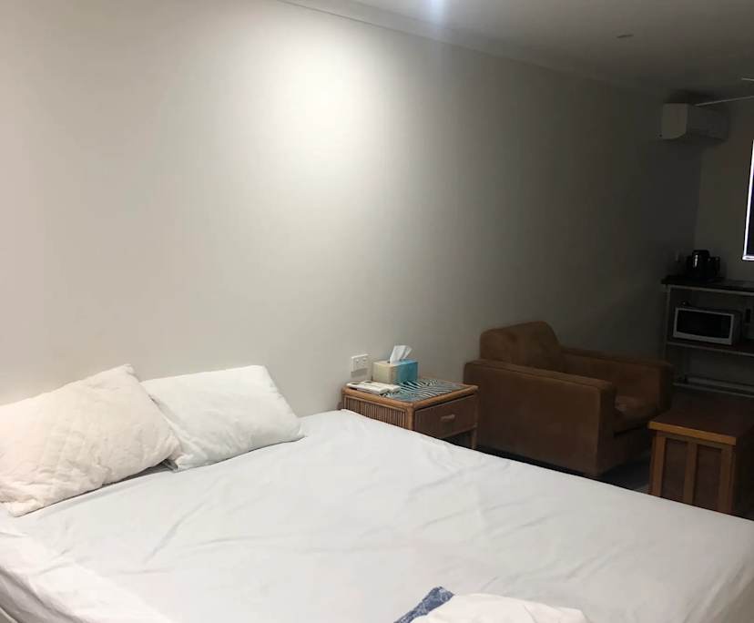 $500, Studio, 1 bathroom, Parramatta Park QLD 4870